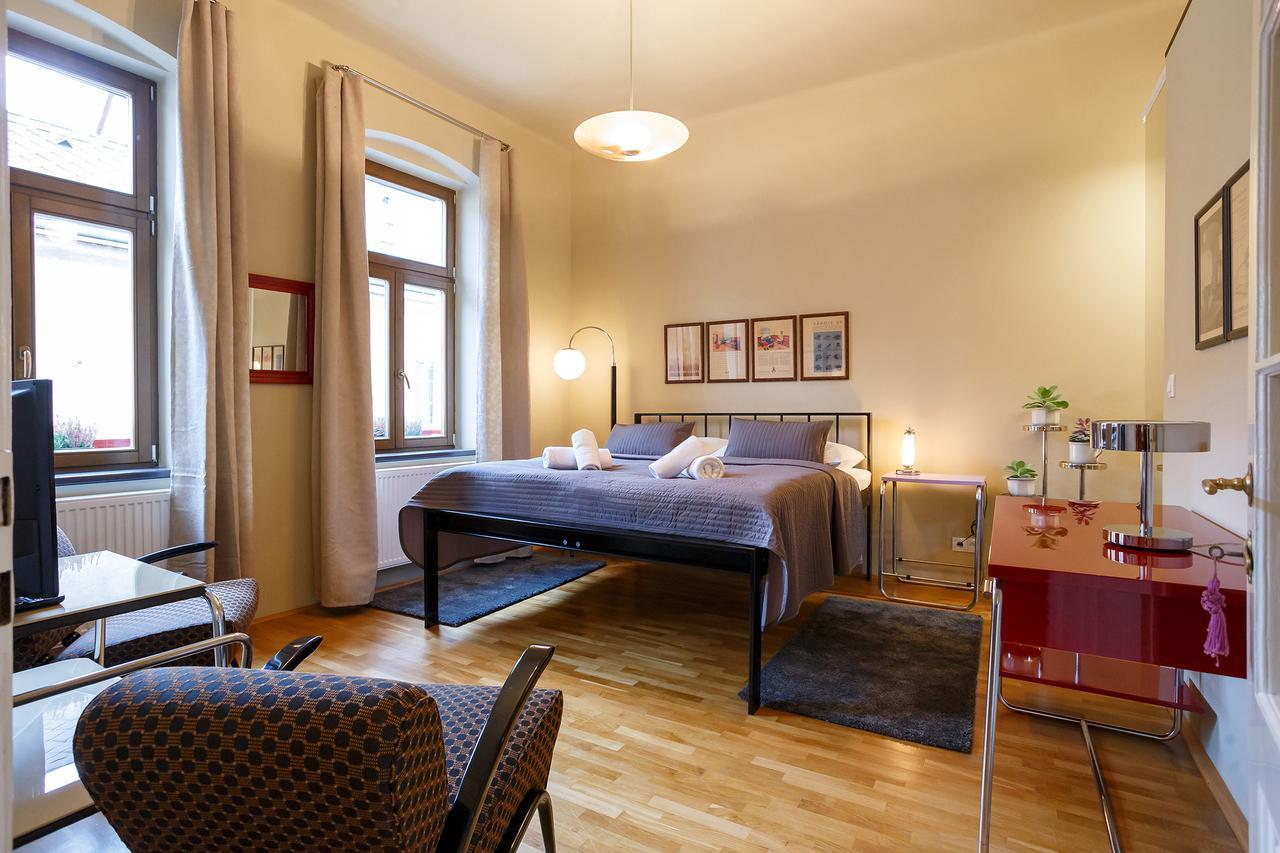 Hotel & Depandance Kopacka Lanskroun Ngoại thất bức ảnh
