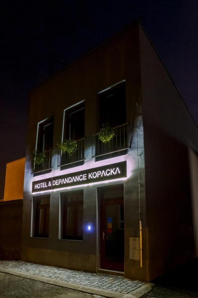 Hotel & Depandance Kopacka Lanskroun Ngoại thất bức ảnh